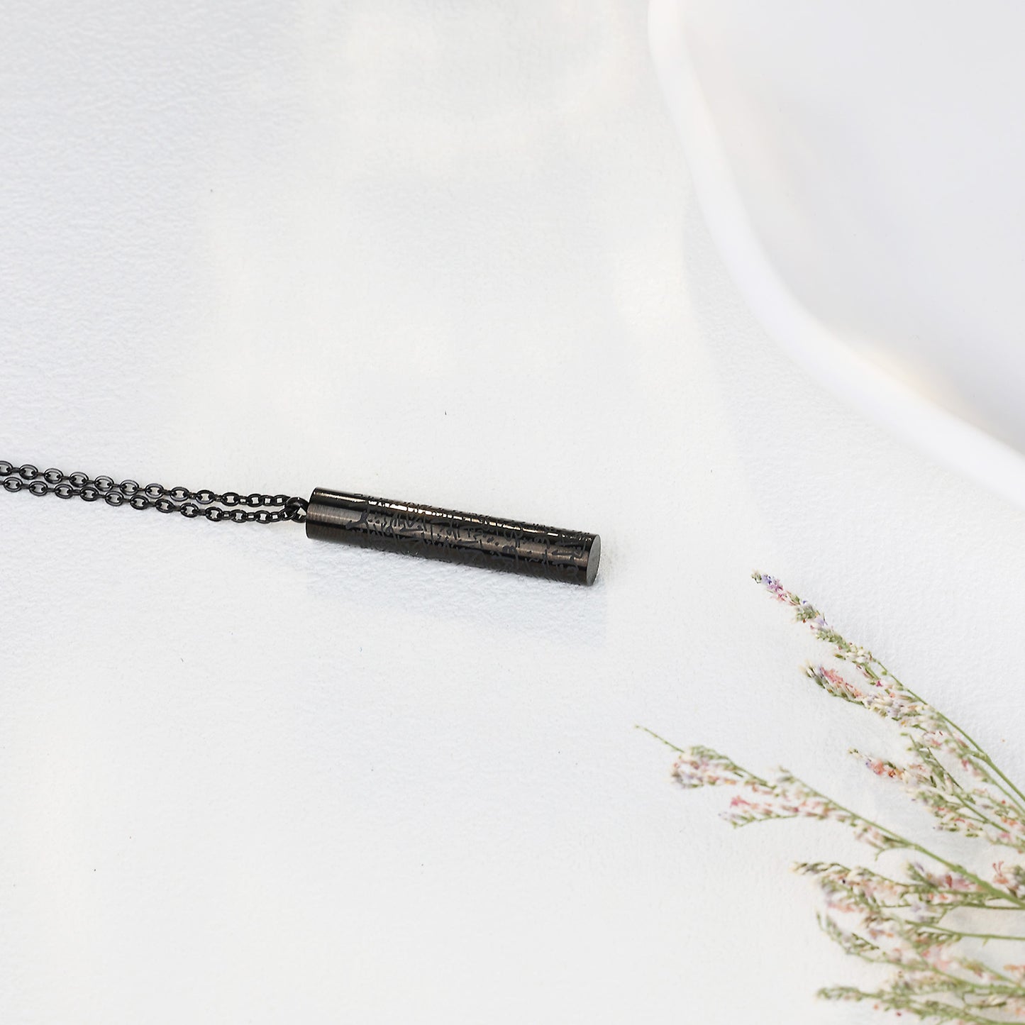 Cylindrical Arabic Necklace