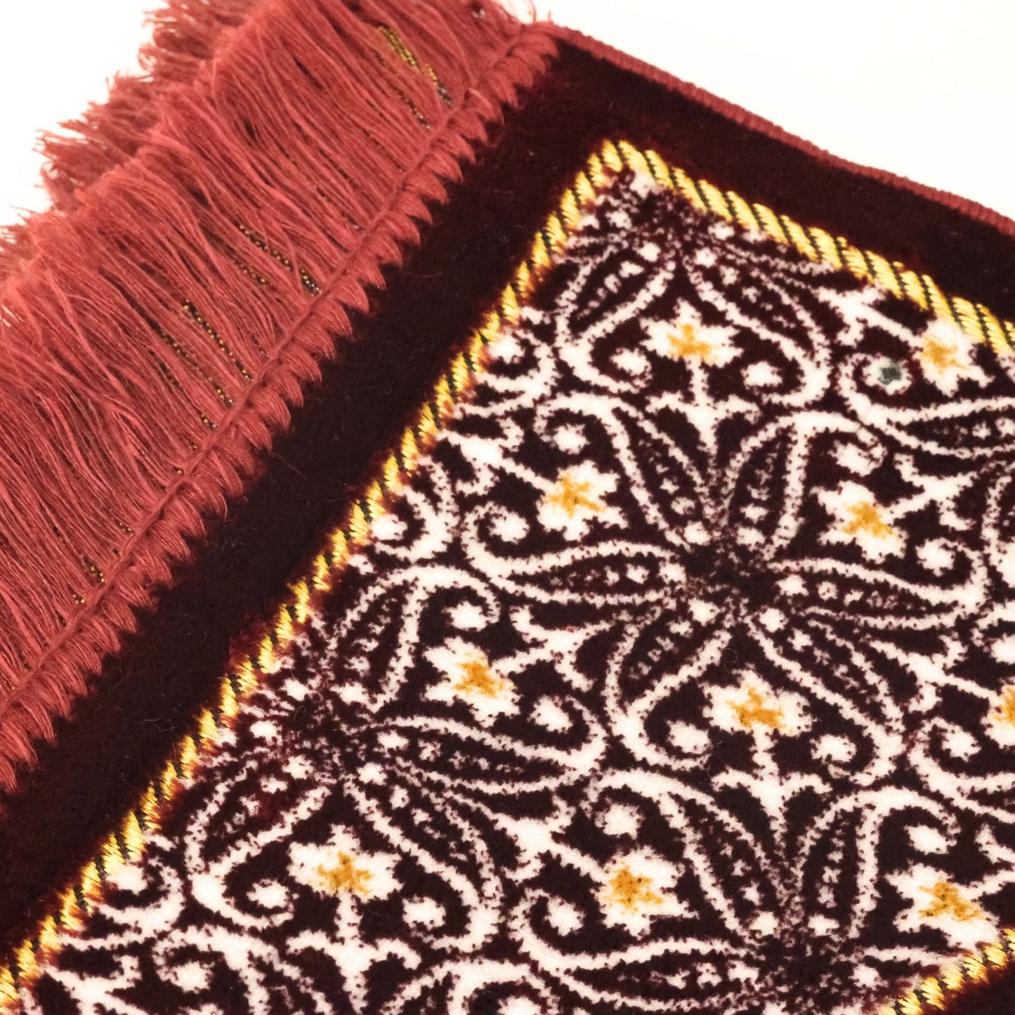 Basic Pakistani Muslim Prayer Rug