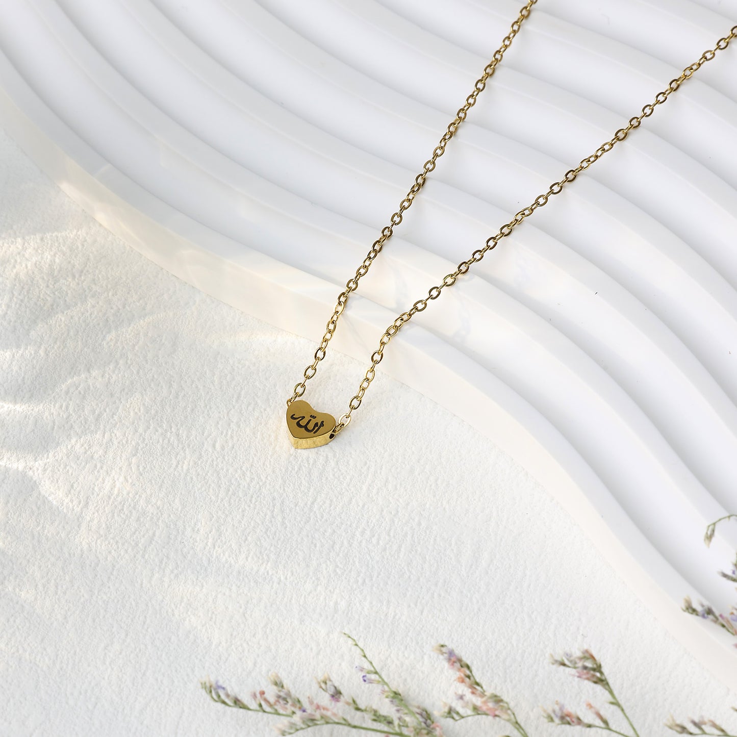 Delicate Heart-Shape Islamic Necklace