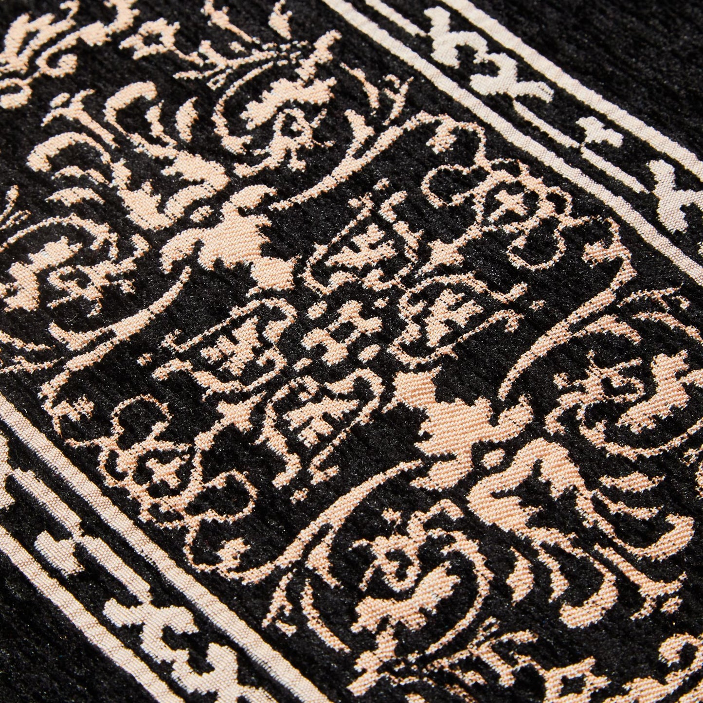 Thin Black Prayer Rug With Vines Pattern