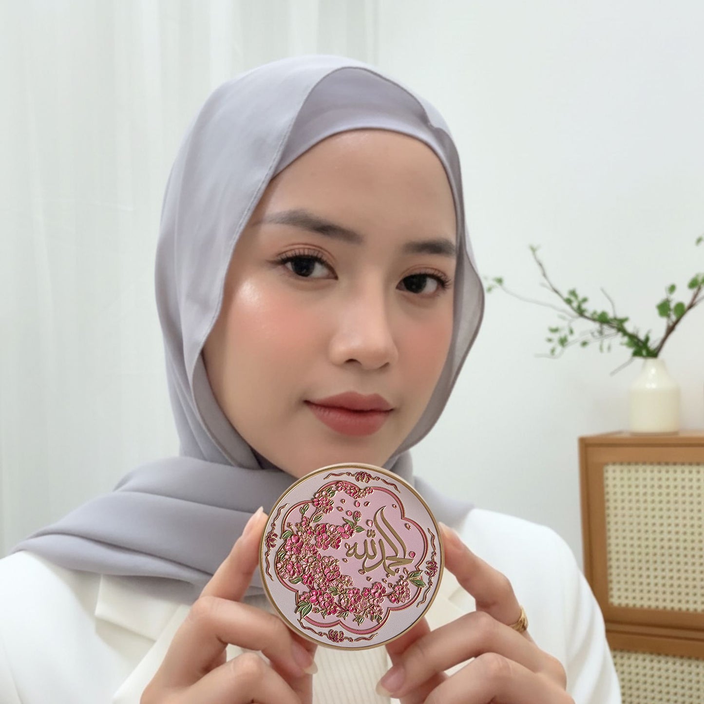 Compact Pocket Mirror – Elegant Islamic Makeup Mirror Gift for Her by MyDina