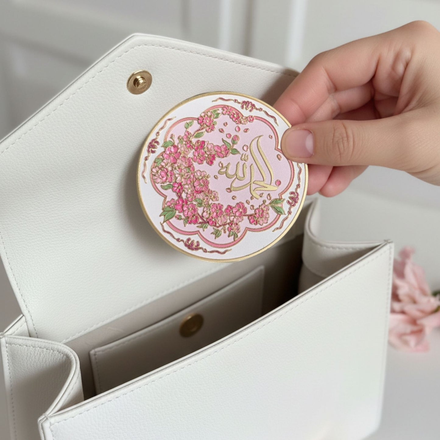 Portable 8cm Alhamdulillah Pocket Mirror in hand into bag